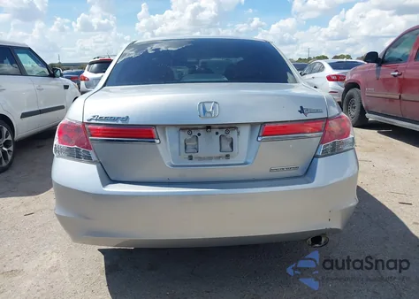 2012 Honda Accord 2.4 Se из США, поврежденный, VIN 1HGCP2F65CA189955
